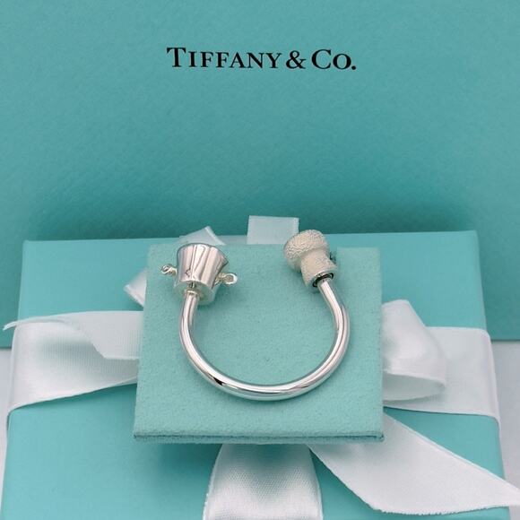 New Tiffany & Co Silver Cork & Ice Bucket Keyring Key Chain Ring W/Pouch & Box - Picture 10 of 11